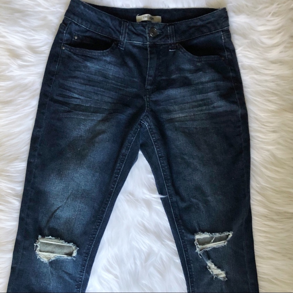 Refuge Skinny Boyfriend Distressed Crop Jeans